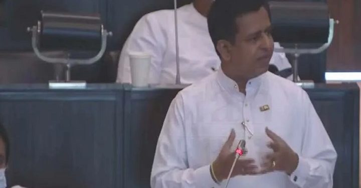 கண்ணீர்ப் புகைக்குண்டு தாக்குதலிலேயே பாதுகாப்பு உத்தியோகத்தர் உயிரிழந்தார்? புத்திக பத்திரன சந்தேகம்!