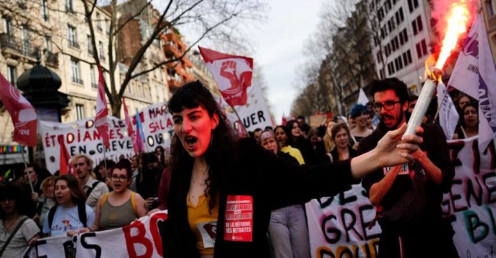 பிரான்ஸ் ஓய்வூதிய எதிர்ப்பு: பரிஸில் மோதல்!