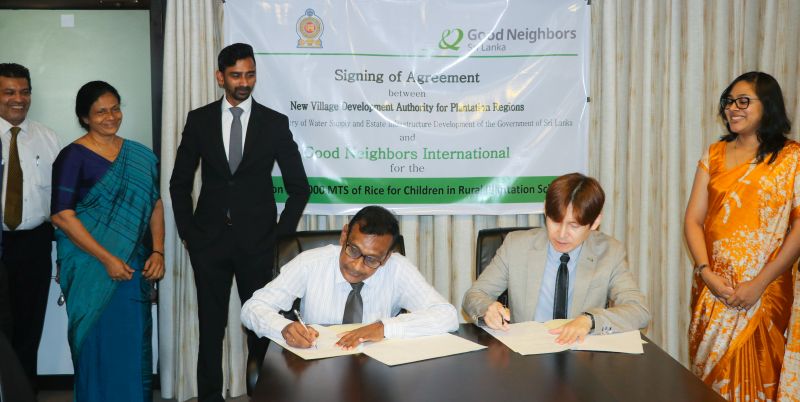 பாடசாலை மாணவர்களுக்கு இலவசமாக அரிசி வழங்குவதற்கான புரிந்துணர்வு உடன்படிக்கை!