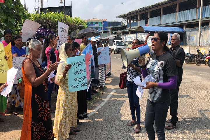 திருகோணமலை மாவட்டத்தினை சேர்ந்த மீனவர்கள் ஆர்ப்பாட்டம்!