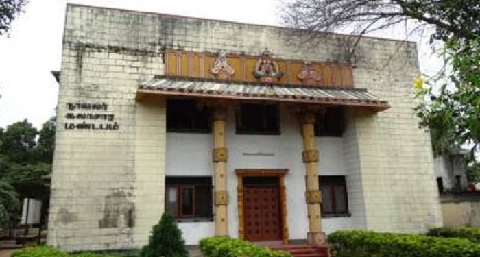 யாழ்ப்பாணம் நாவலர் கலாசார மண்டத்திலிருந்து வெளியேறுங்கள் – ஆளுநர் உத்தரவு