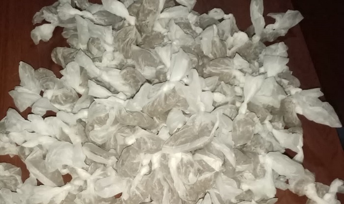 மாணவர்களை இலக்கு வைத்து போதை கலந்த மாவா விற்பனை : யாழில் இளைஞன் கைது