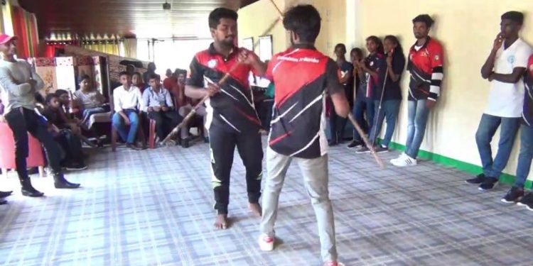 சர்வதேச சிலம்பம் போட்டியில் இரண்டாம் இடத்தை பெற்றுக்கொண்ட வீர வீராங்கணைகளுக்கு பாராட்டு விழா!