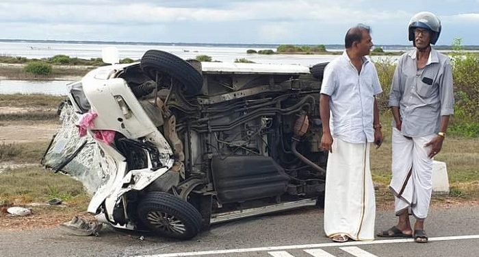 அல்லைப்பிட்டி பகுதியில் கோரவிபத்து – இரு பெண்கள் சம்பவ இடத்தில உயிரிழப்பு !!