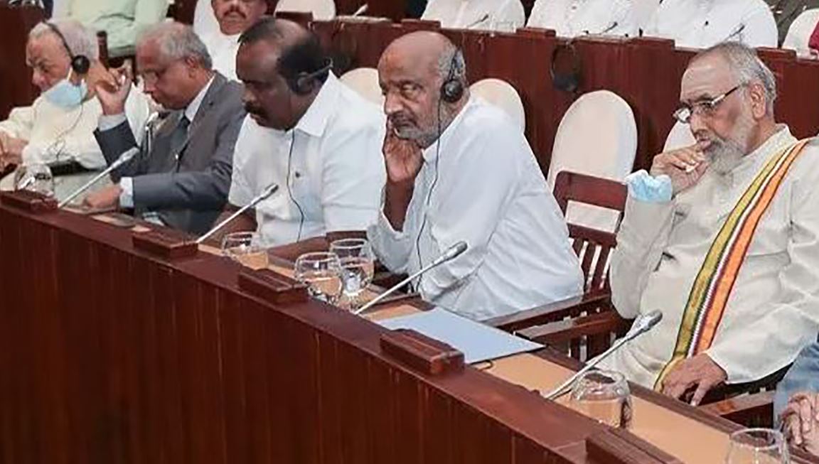 ஜனாதிபதி மற்றும் வடக்கு மற்றும் கிழக்கு மாகாண தமிழ் நாடாளுமன்ற உறுப்பினர்களுக்கும் இடையிலான இரண்டாம் நாள் சந்திப்பு இன்று!