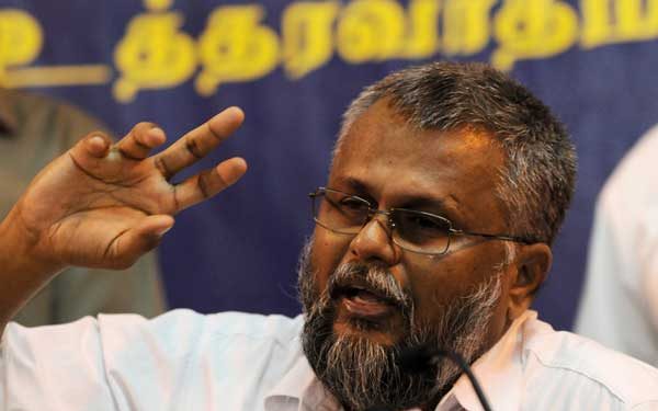 பொலிஸ்துறையில் நிலவும் ஆளணிப் பற்றாக்குறைக்குத் தீர்வு : அமைச்சர் டக்ளஸ்!