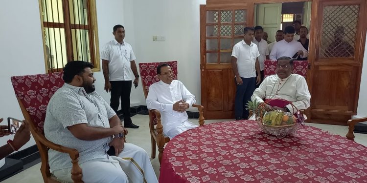 முன்னாள் ஜனாதிபதி மைத்திரிபால சிறிசேன யாழ்ப்பாணத்திற்கு விஜயம்!