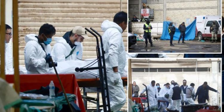 பலபொருள் அங்காடியில் துப்பாக்கிச் சூடு; 9 பேர் உயிரிழப்பு