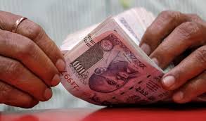 உலகளவில் ஏற்றுக்கொள்ளப்பட்ட நாணயமாக யுவானை மிஞ்சுமா இந்திய ரூபாய் ?