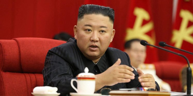 அமெரிக்க உளவு விமானத்தை சுட்டு வீழ்த்துவோம்  -வடகொரியா எச்சரிக்கை