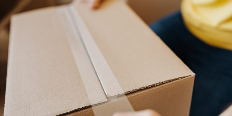 ஜனாதிபதிக்கு வந்த பொதியில் துண்டிக்கப்பட்ட கைவிரல்