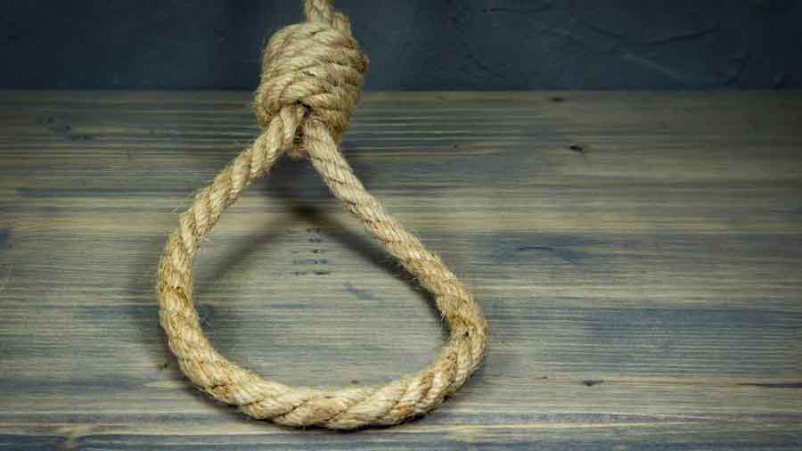 மனநோய் சிகிச்சை பெற்று வந்தவர் சடலமாக மீட்பு : அம்பாறையில் சம்பவம்