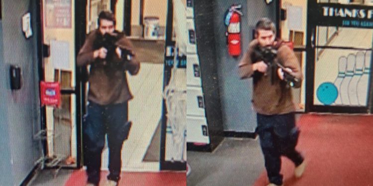 அமெரிக்காவில் பயங்கரம் : மர்ம நபரின் துப்பாக்கிச் சூட்டில் 22 பேர் உயிரிழப்பு!