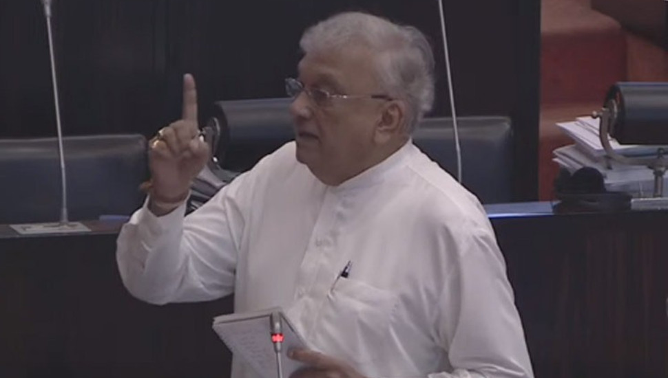 ஆட்சி மாற்றத்தின் மூலமே பொருளாதார – அரசியல் பிரச்சினைகளுக்குத் தீர்வு : லக்ஷ்மன் கிரியெல்ல!