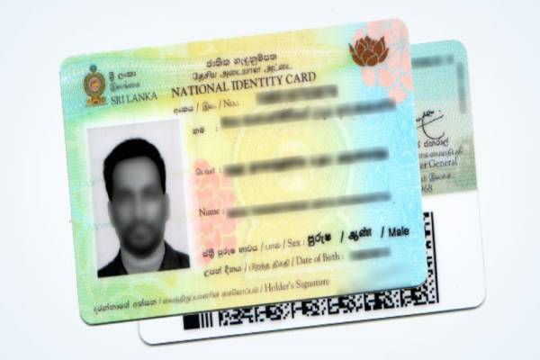 சமூக ஊடகங்களில் காட்சிப்படுத்தப்படும் ஆவணங்கள்  தொடர்பில் எச்சரிக்கை !