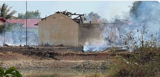 கம்போடியாவில் இராணுவ தளத்தில் பயங்கர வெடி விபத்து : 20 இராணுவ வீரர்கள் உயிரிழப்பு!