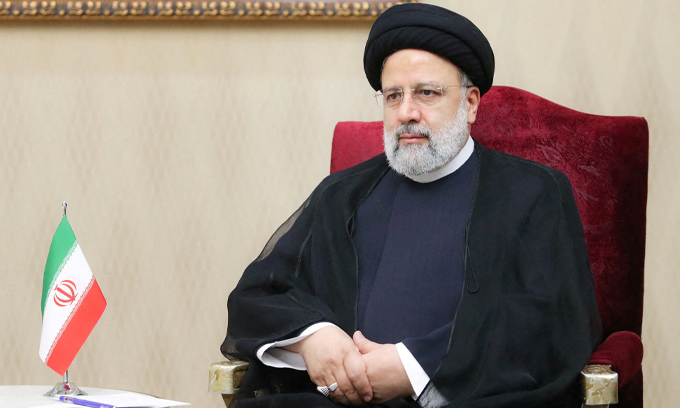 ஈரான்  ஜானாதிபதி  மூன்று நாள் பயணமாக பாகிஸ்தானுக்கு விஐயம்!