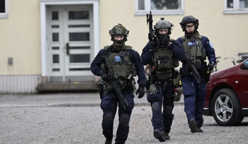 பின்லாந்து பாடசாலையில் பயங்கரம்!