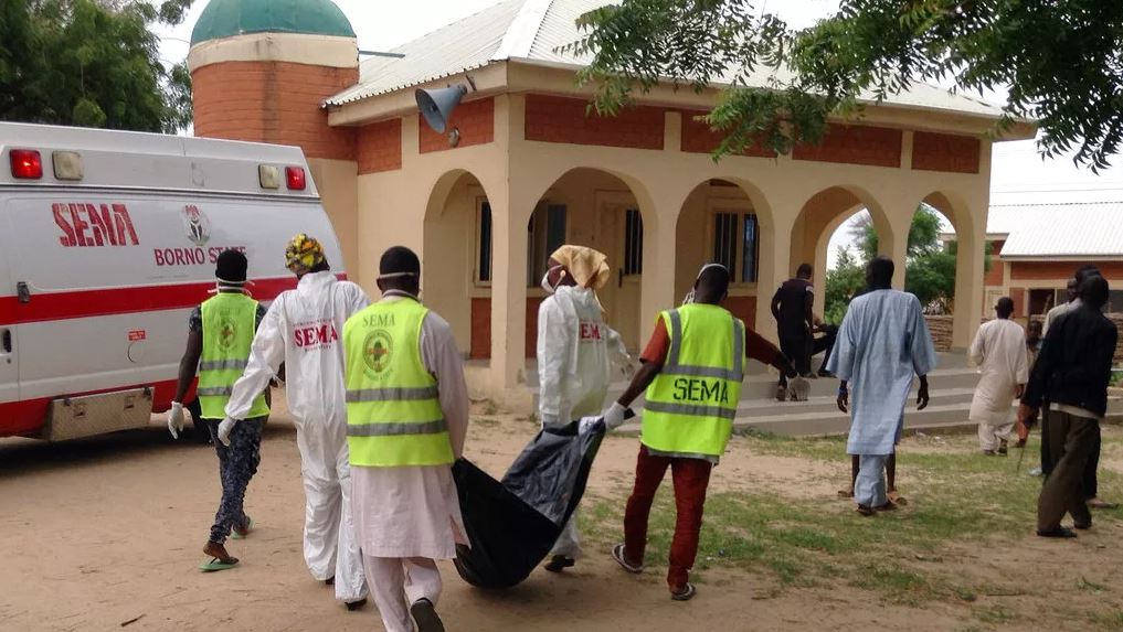 மசூதிக்குள் தொழுகையில் இருந்தவர்கள் மீது பெற்றோல் குண்டுத் தாக்குதல் – சிறுவா்கள் உட்பட 24 போ் உயிரிழப்பு!