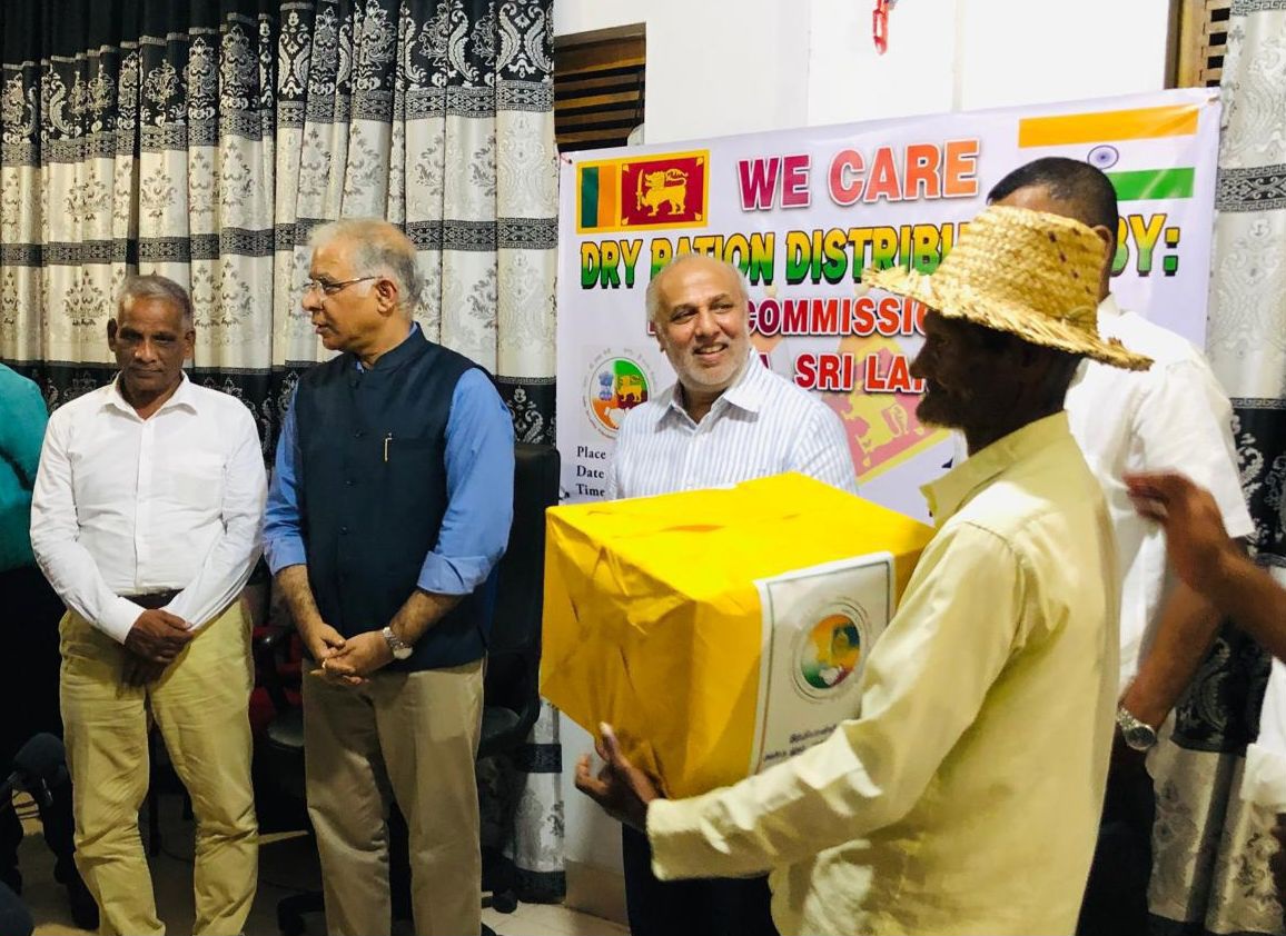 சந்தோஷ் ஜா ஒலுவில் துறைமுகத்திற்கு விஜயம்!