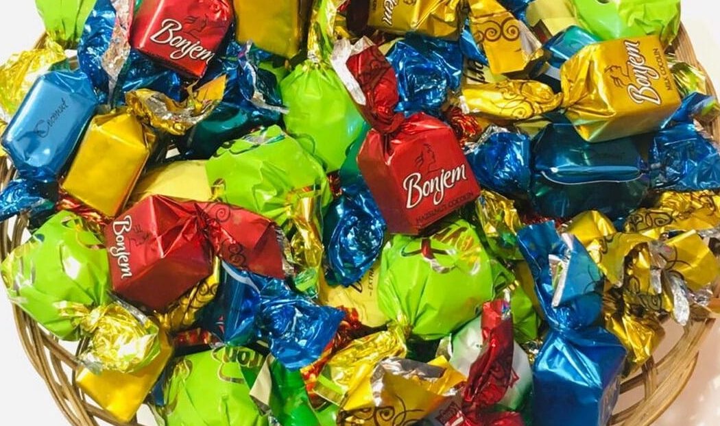 வெளிநாட்டு சொக்கலேட் விற்பனை செய்தவருக்கு 1 இலட்சம் அபராதம்