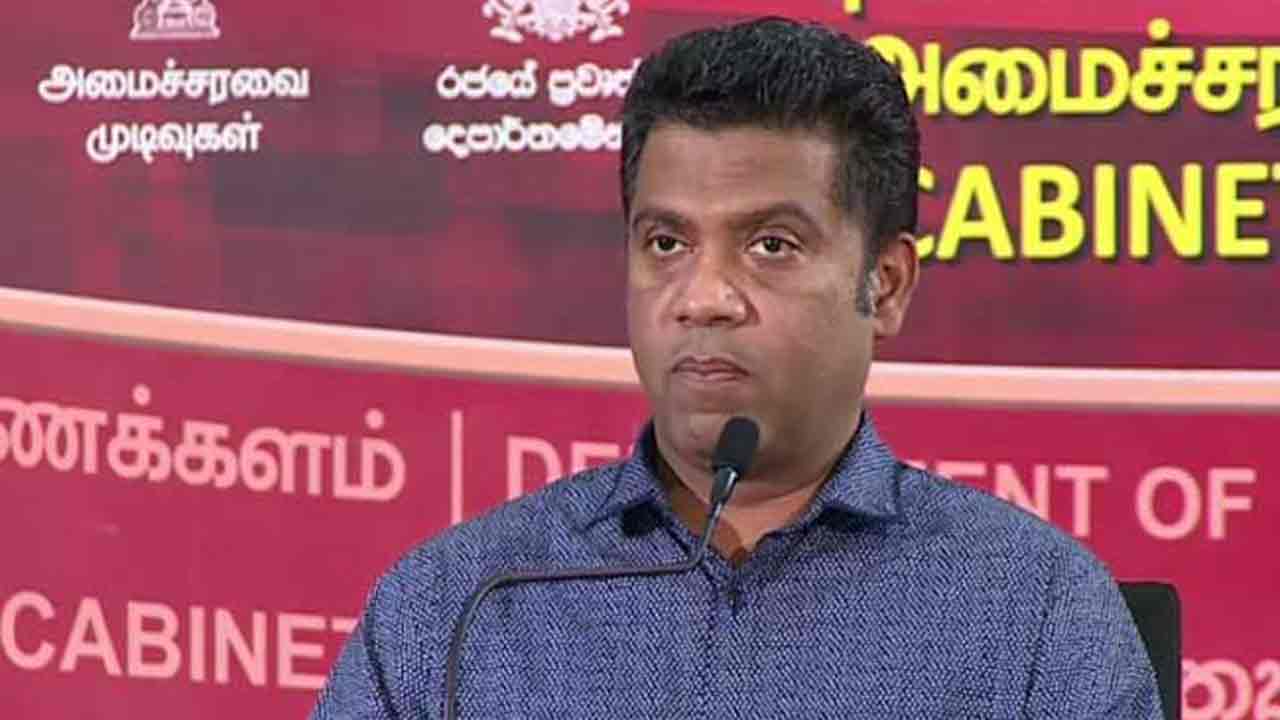 அபிவிருத்தி உத்தியோகத்தர்கள் தொடர்பில் தீர்வுவை வழங்குவதற்கு பிரதமர் தலைமையில் குழு!