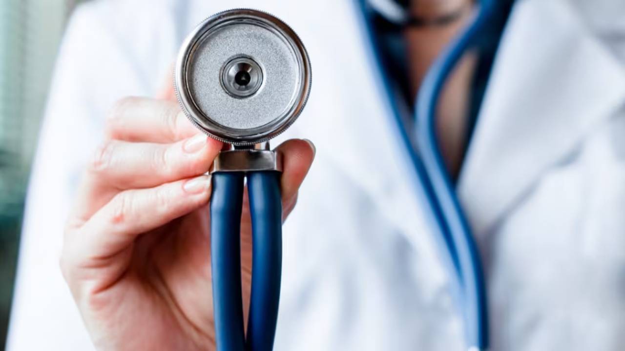 வைத்தியர்களின் ஓய்வு வயது தொடர்பான வர்த்தமானி வெளியீடு!