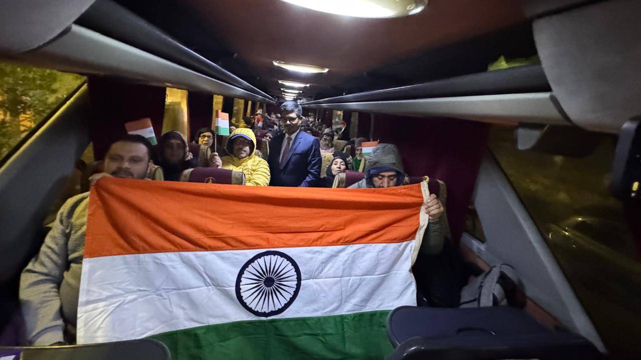 சிரியாவிலிருந்து 75 பிரஜைகளை வெளியேற்றிய இந்தியா!