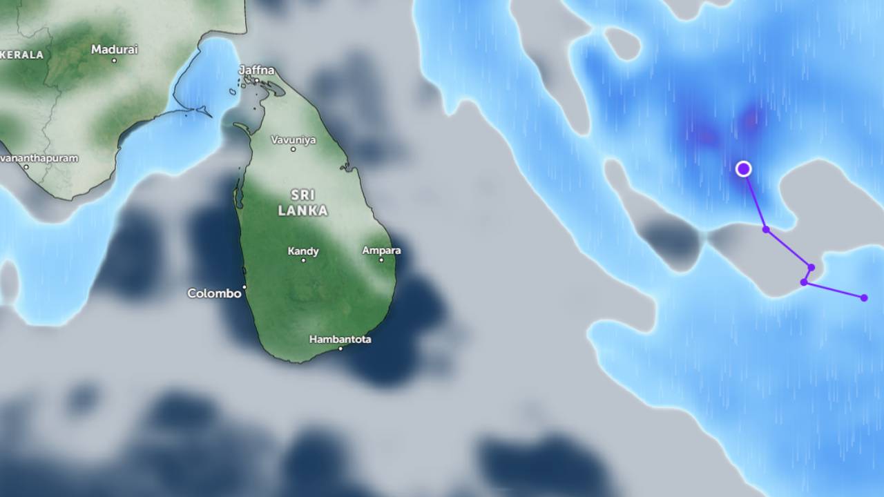 இலங்கை – தமிழக கடற்கரையை நாளை அடையும் குறைந்த காற்றழுத்த தாழ்வு!