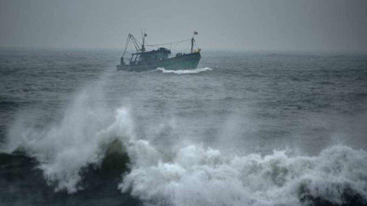 மீனவர்கள் அவதானமாக செயற்படுமாறு எச்சரிக்க‍ை!