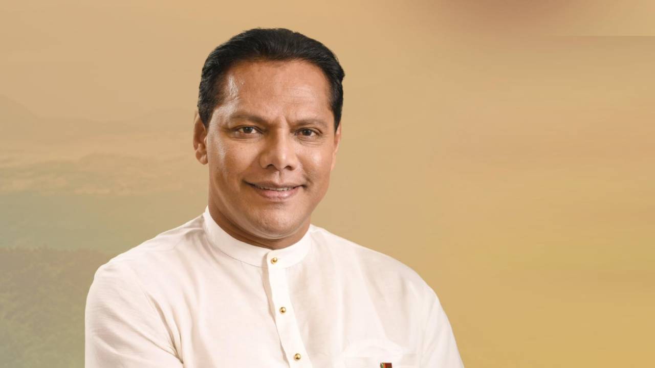 தயாசிறி ஜயசேகரவுக்கு அழைப்பு!