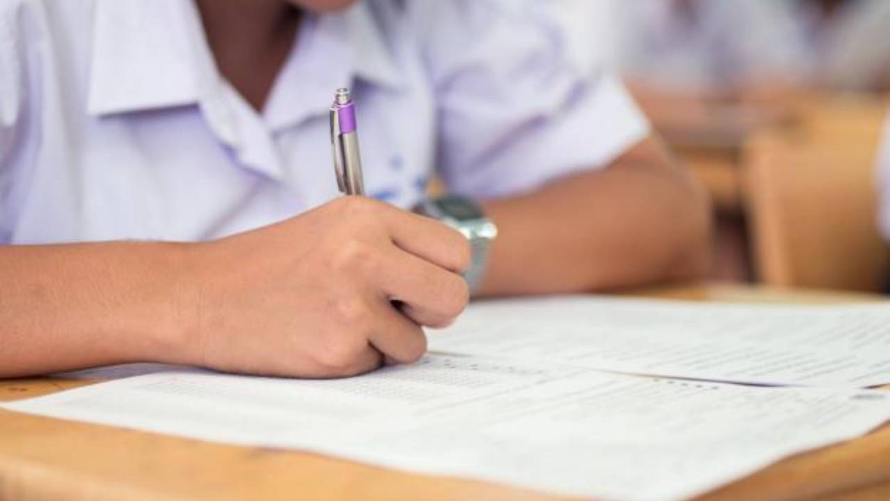 புலமைப் பரிசில் பரீட்சை தொடர்பில் அமைச்சரவையின் தீர்மானம்!