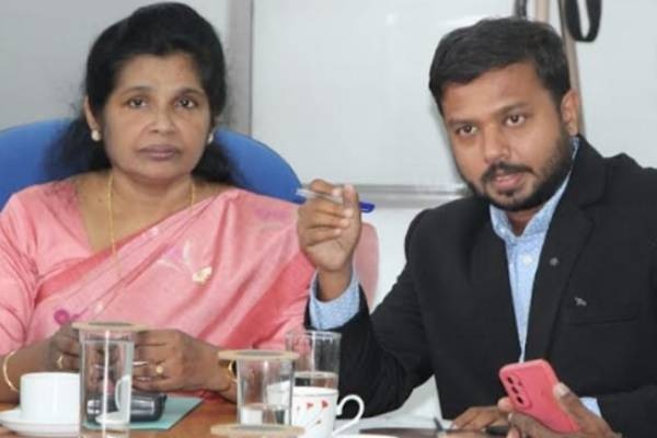 புதிய அரசியல் அமைப்பை நோக்கி செல்ல வேண்டிய தேவையுள்ளது!