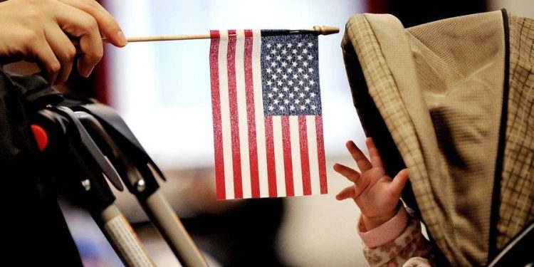 ட்ரம்ப் விதித்த உத்தரவால் வைத்தியர்களை தேடி ஓடும் நிலை !