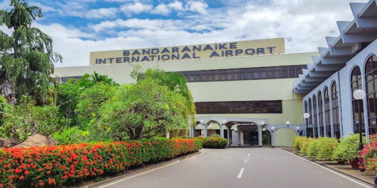 கட்டுநாயக்க விமான நிலையத்தில் மேலும் 20 சோதனை முகப்புக்கள்?