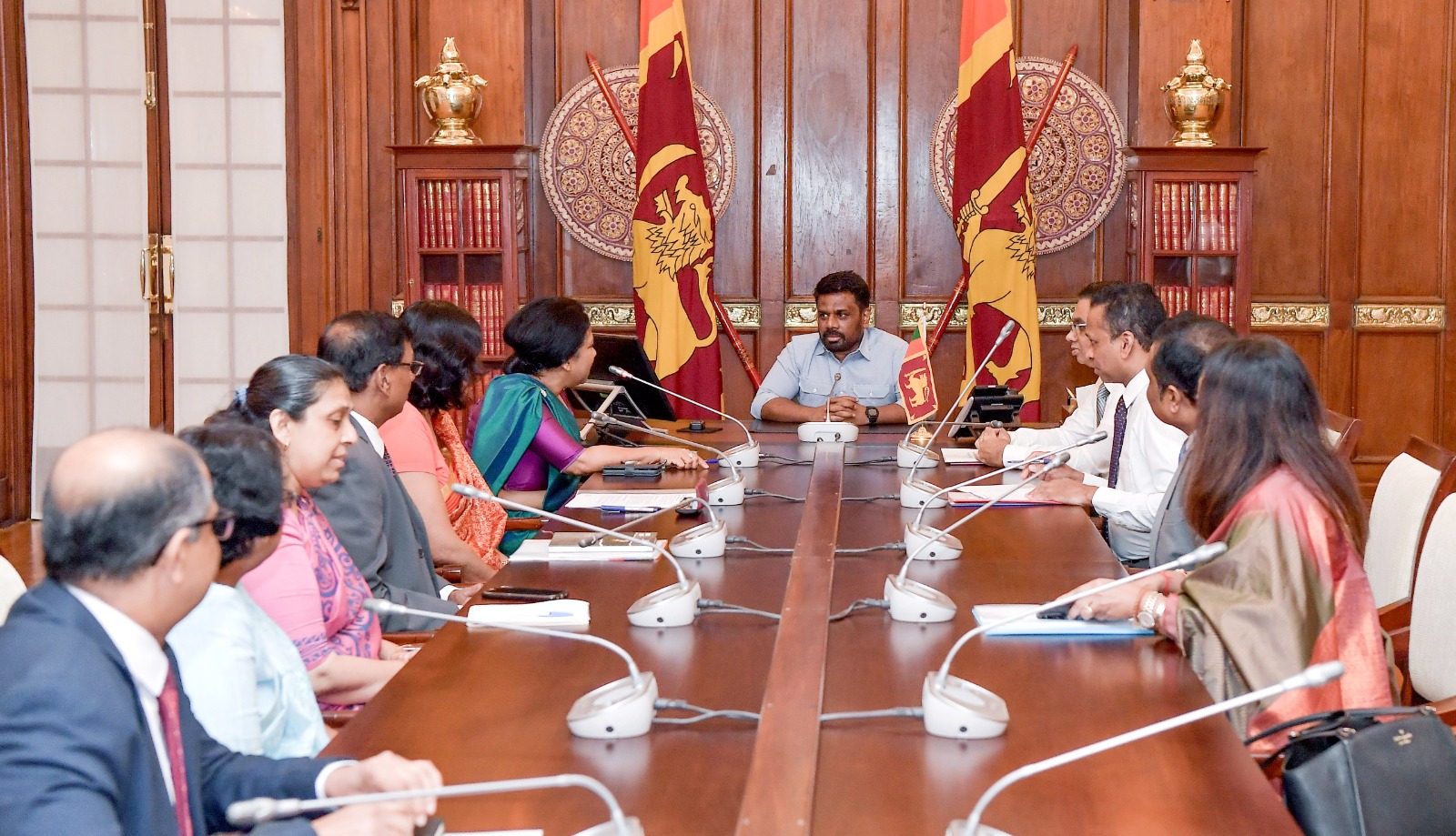 புதிய இராஜதந்திரிகள் ஐவர் நியமனம்!