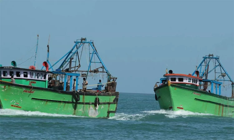 இரு நாட்டு மீனவர்களிடையே சந்திப்பு – யாழ்ப்பாணத்தை வந்தடைந்த தமிழக மீனவர்கள்