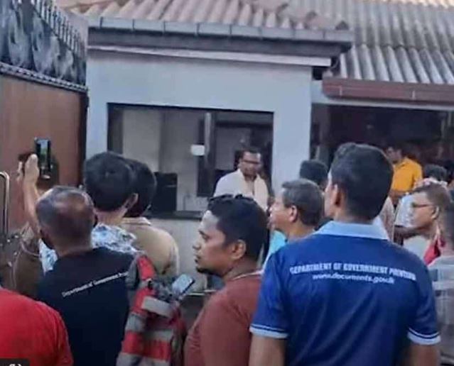 அரசாங்க அச்சுத் திணைக்களத்தில் பதற்றம்!