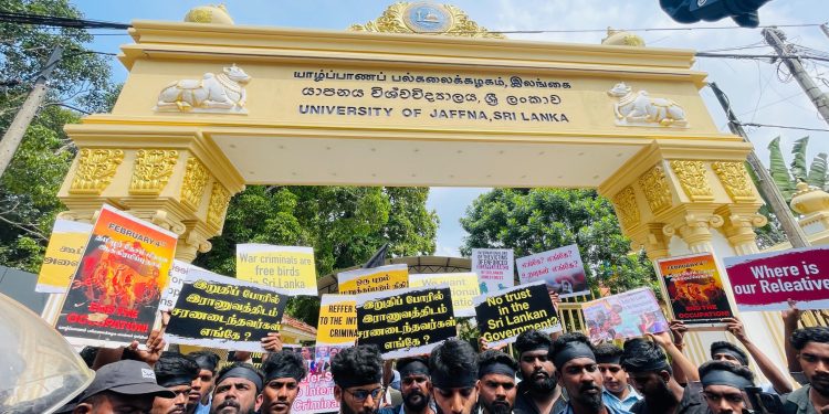 யாழ் பல்கலைக்கழக மாணவர்கள் போராட்டம்!