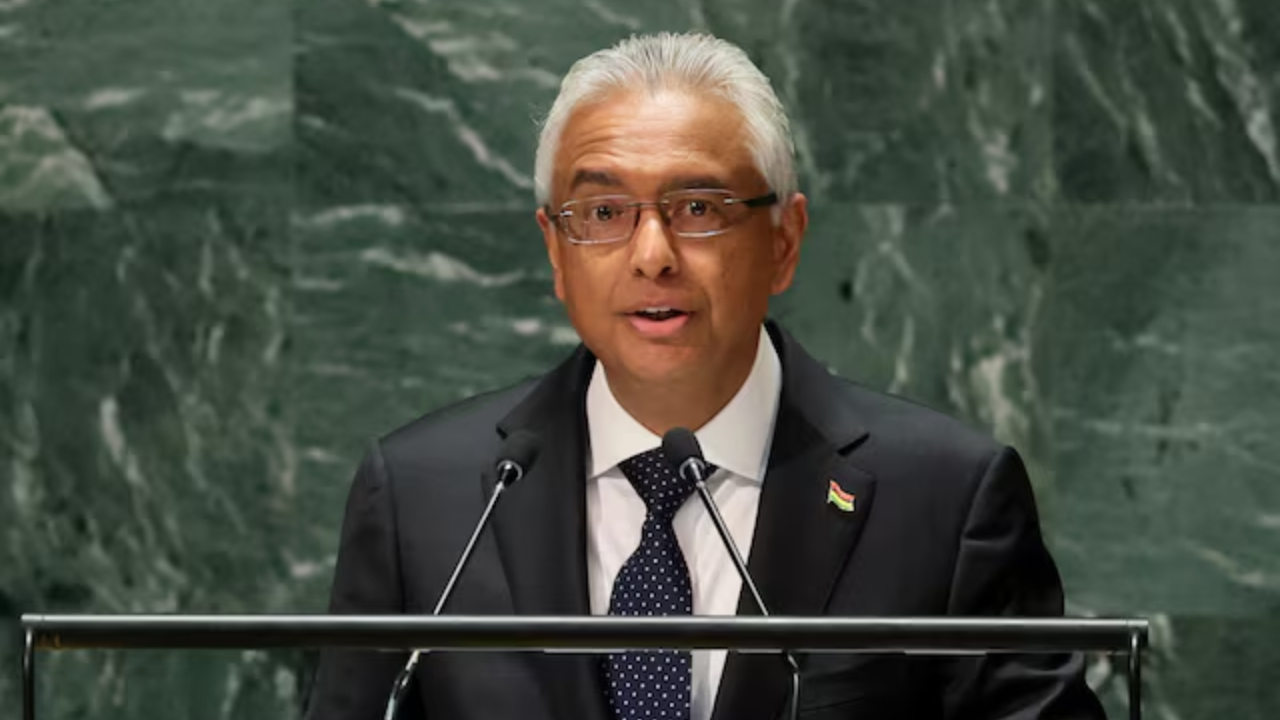 பணமோசடி குற்றச்சாட்டில் மொரிஷியஸின் முன்னாள் பிரதமர் கைது!