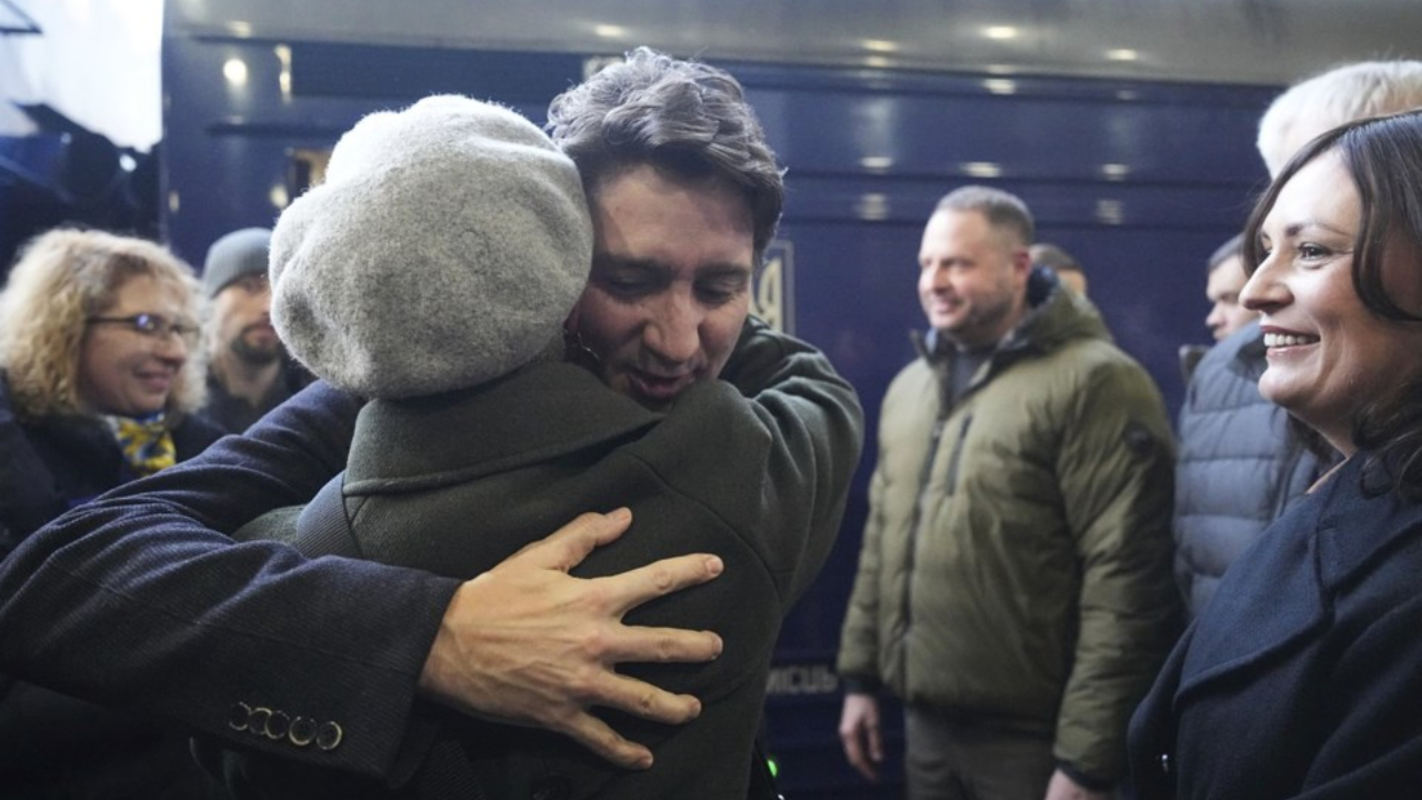 உக்ரேன் போர் 3 ஆண்டு நிறைவு; தலைநகரில் ஒன்று குவிந்த ஐரோப்பிய, கனேடிய தலைவர்கள்!