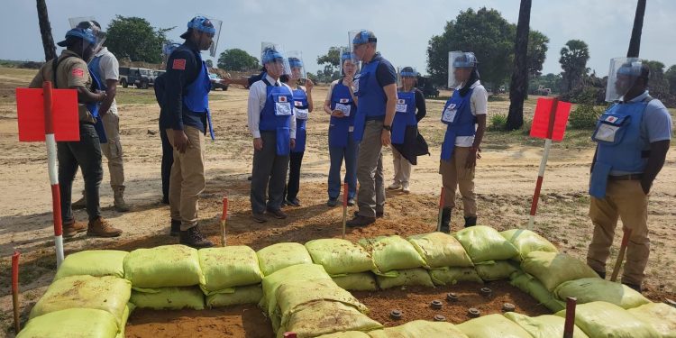 இலங்கைக்கான ஜப்பானிய தூதுவர் கிளிநொச்சிக்கு விஜயம்!
