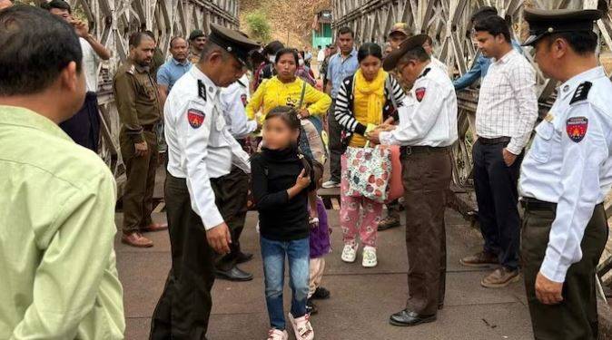 மியன்மாரைச் சேர்ந்த 27 பேரை நாடு கடத்திய இந்திய அரசு!