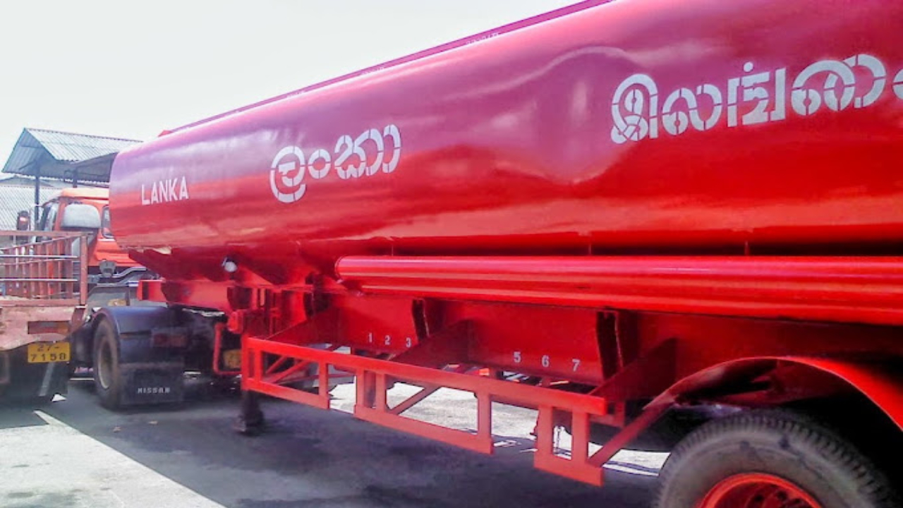 எரிபொருள் விநியோகத்தை சீர்குலைக்கும் குழு தொடர்பில் சிஐடி விசாரணை!