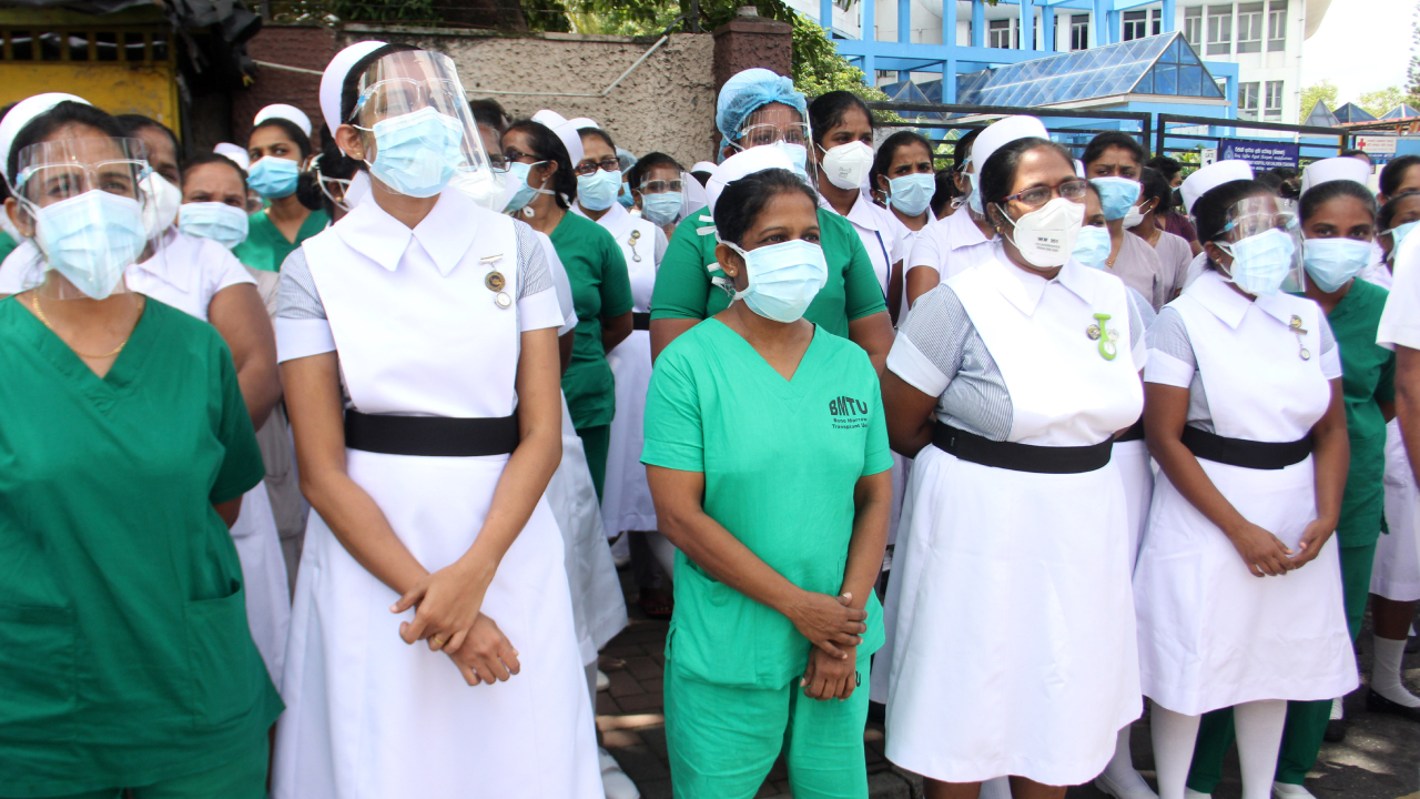 பேச்சுவார்த்தை தோல்வி; சுகாதார ஊழியர்கள் நாளை பணிப்பகிஷ்கரிப்பு!