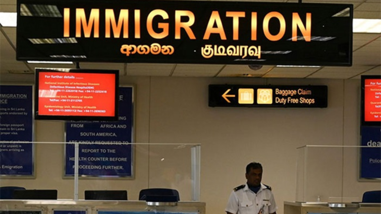 போலி கனேடிய விசா மோசடி: மிகப்பெரிய குழு விமான நிலையத்தில் கைது!