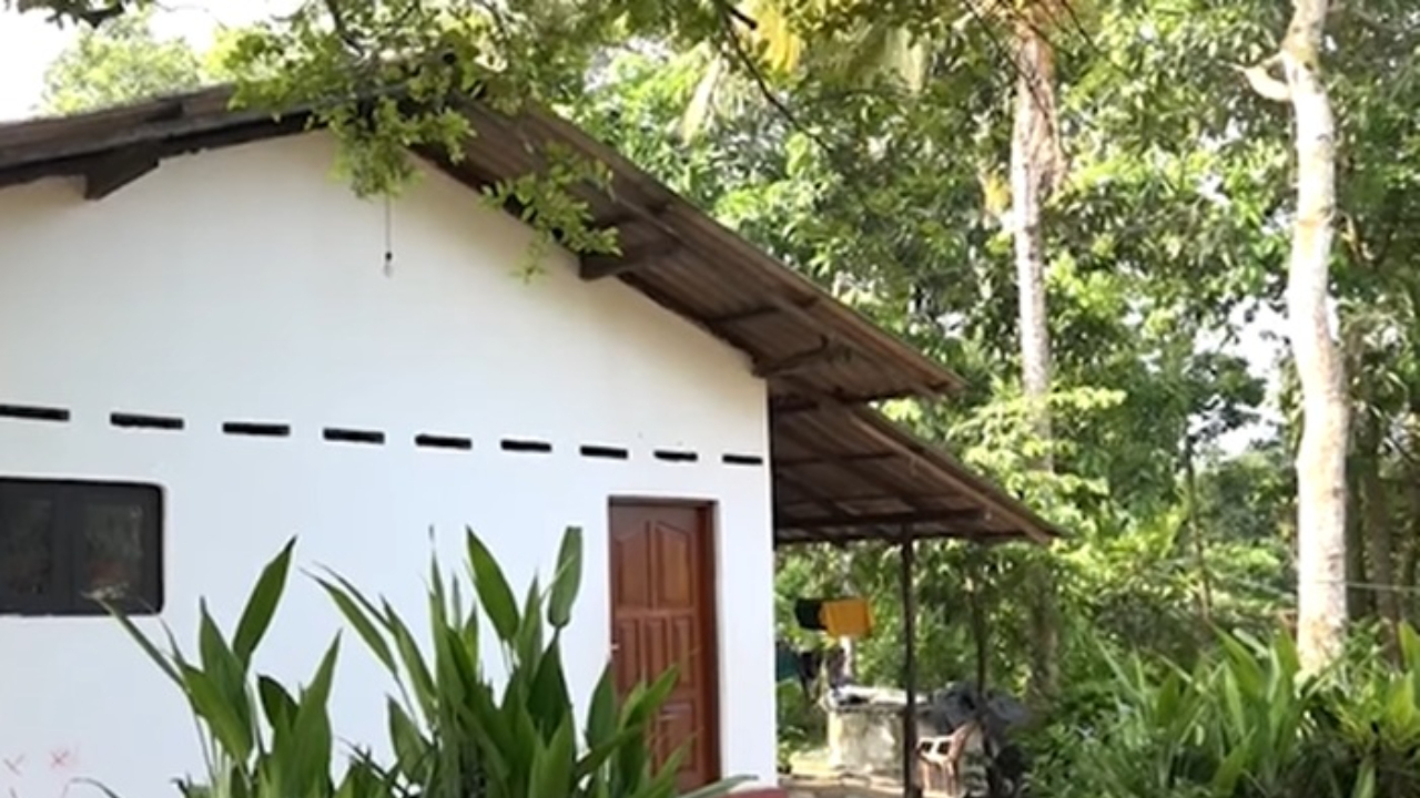 வீட்டின் மீது பெற்றோல் குண்டு தாக்குதல்; 06 வயது சிறுவன் உயிரிழப்பு!b