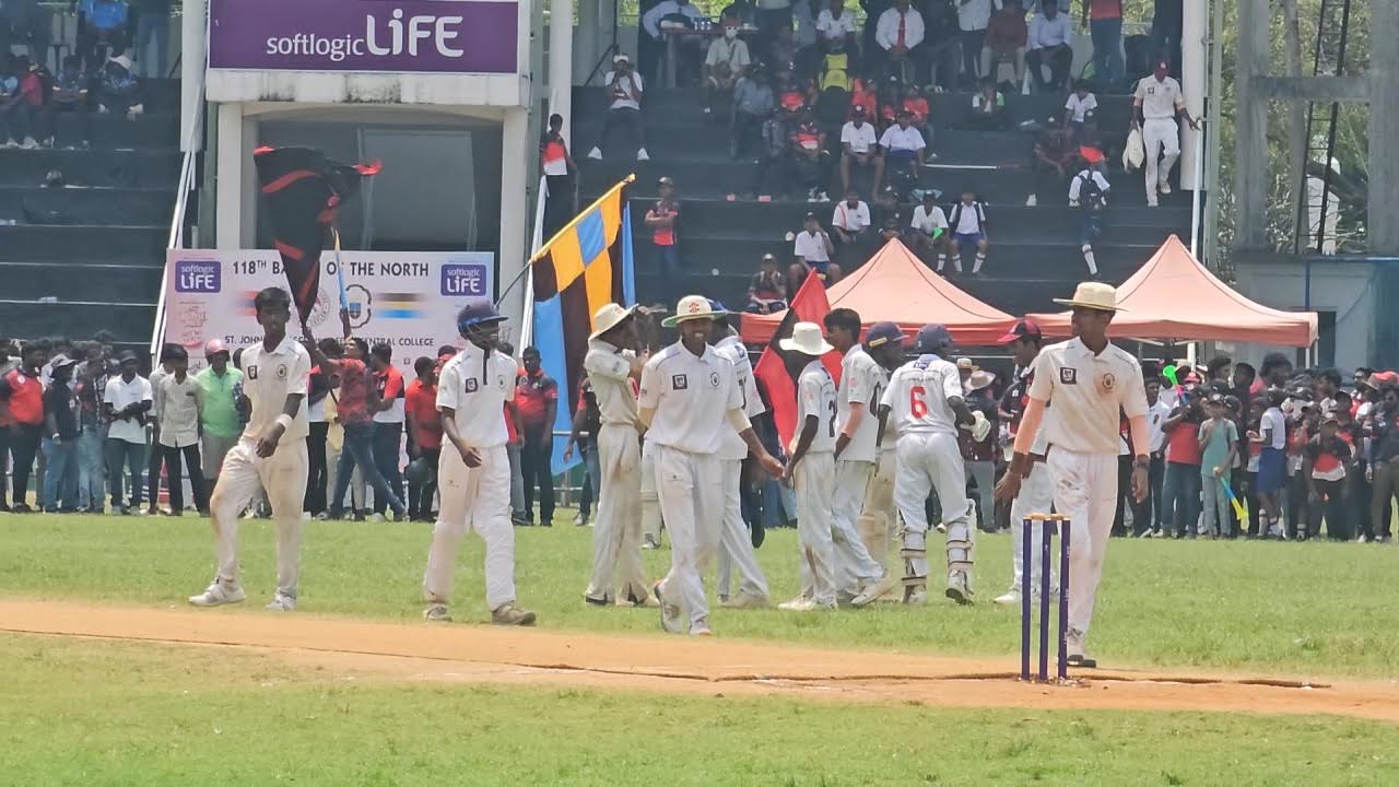 வடக்கின் பெரும் சமரில் வெற்றி வாகை சூடிய பரி யோவான் கல்லூரி