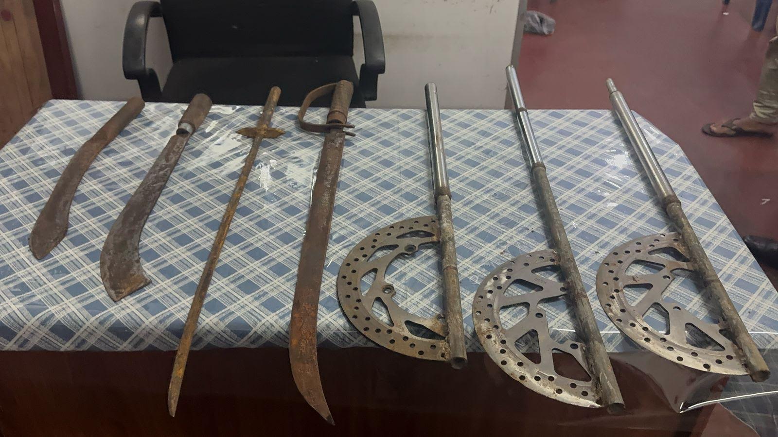 கொக்குவில் வாள்வெட்டுச் சம்பவம்:  இருவர் கைது