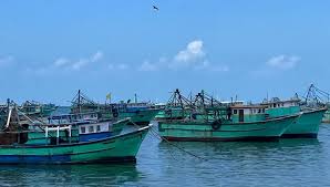 கடற்றொழிலுக்கு சென்று காணாமல்போயுள்ள இரு மீனவர்கள் தமிழகத்தில் கண்டுபிடிப்பு!